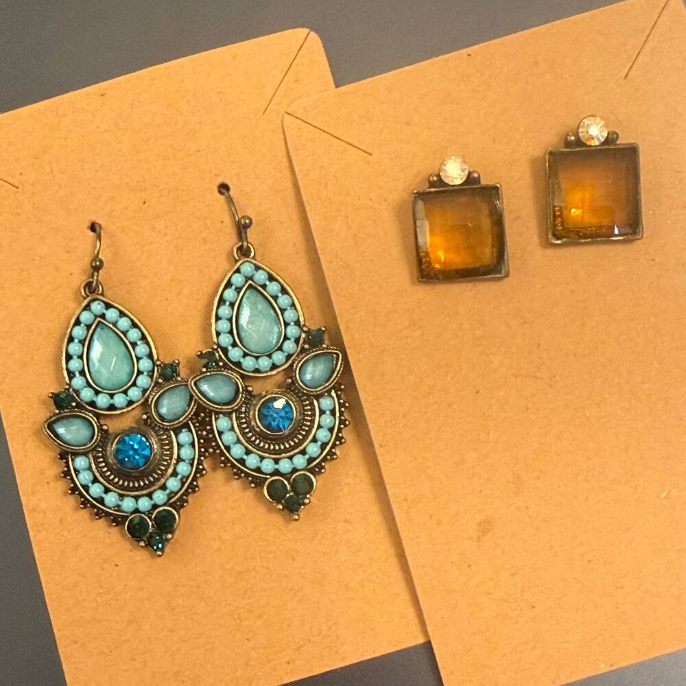Two Pairs of Romantic Bohemian Vintage Style Earrings - Picture 1 of 5